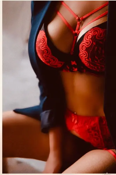 Elena, profile photo 2 of 3